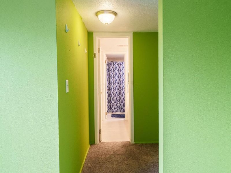 5475 Worthington Forest Place, Columbus, OH 43229 Photo 20