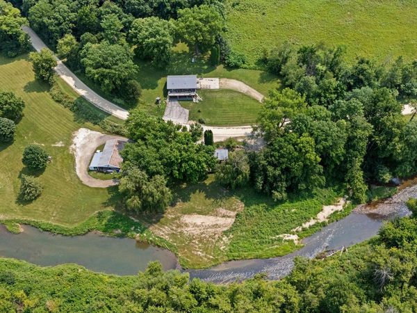 S5106 Elk Run Road, Viola, WI 54664