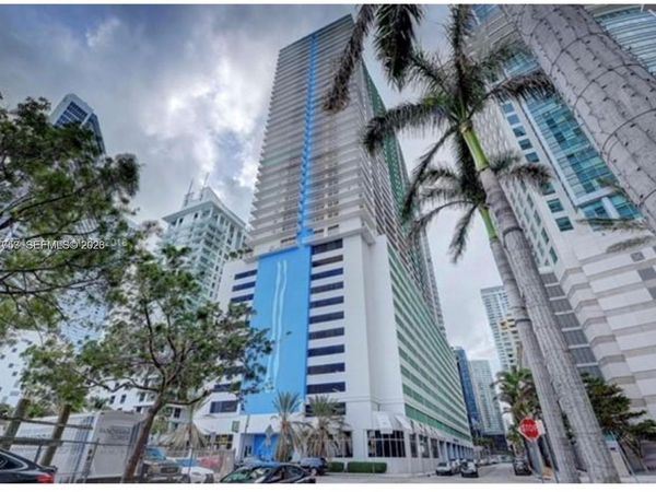 1200 Brickell Bay Dr , Unit 1822, Miami, FL 33131