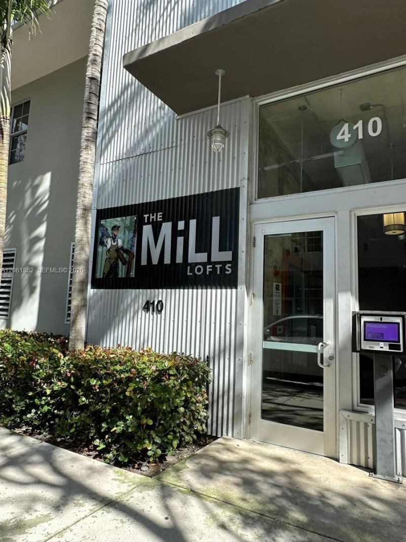 410 NW 1st Ave, Unit 303, Fort Lauderdale, FL 33301 Photo