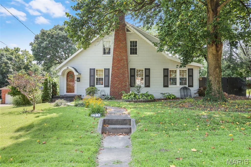 325 Sumner Boulevard, Collinsville, IL 62234 Main Photo