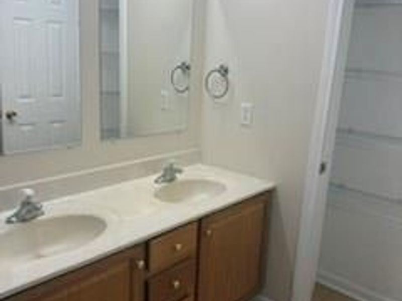615 Holderman Place, New Lebanon, OH 45345 Photo 16