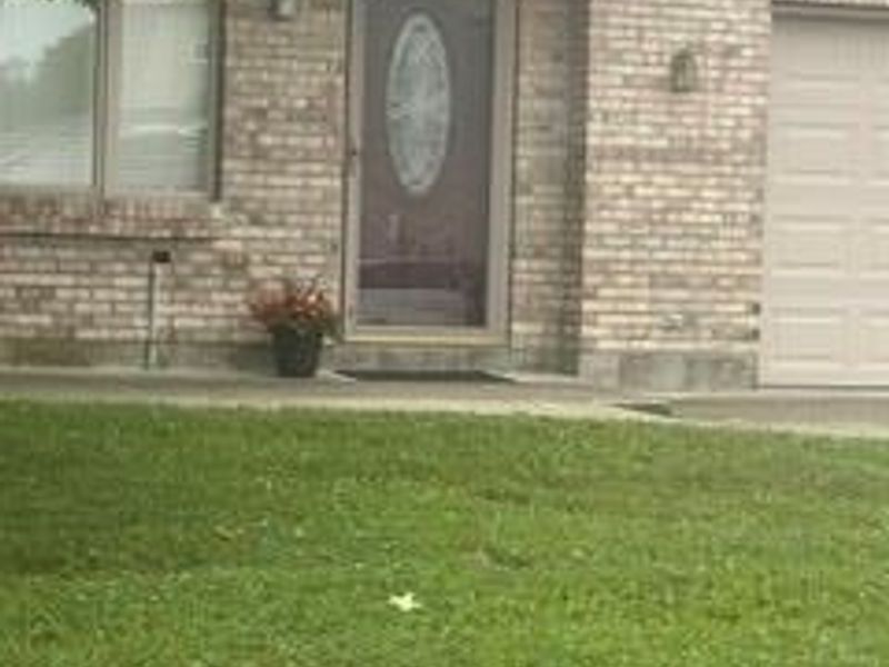 615 Holderman Place, New Lebanon, OH 45345 Photo 2