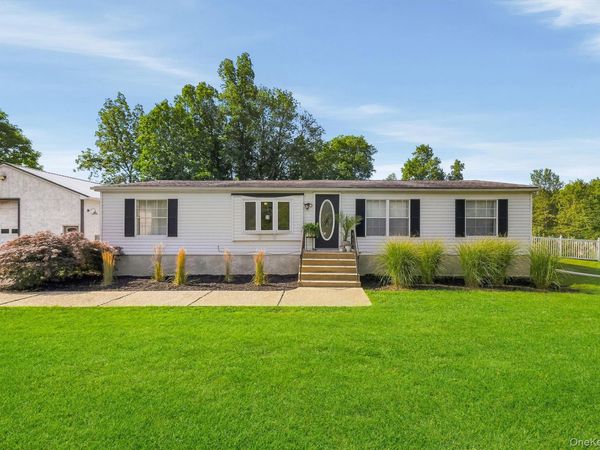 176 County Route 17 , Thompson Ridge, NY 12566