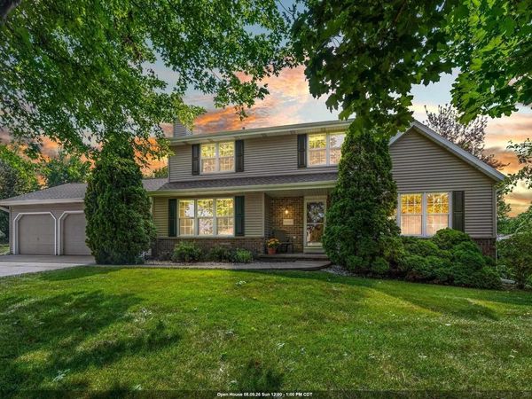 N1357 TUCKAWAY COURT, Greenville, WI 54942
