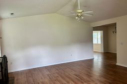 1676 Durkee Street photo 4