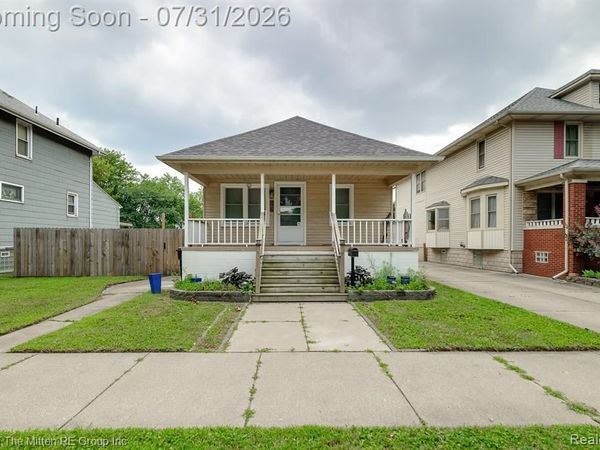 567 Superior Boulevard, Wyandotte, Mi 48192