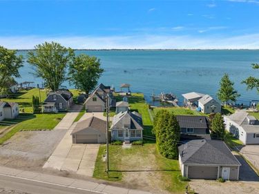8449 Dixie Highway, Ira Township, Mi 48023