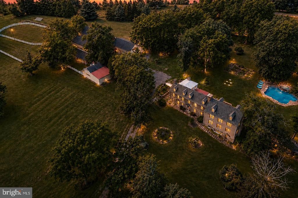 5792 CARVERSVILLE ROAD , DOYLESTOWN, PA 18902