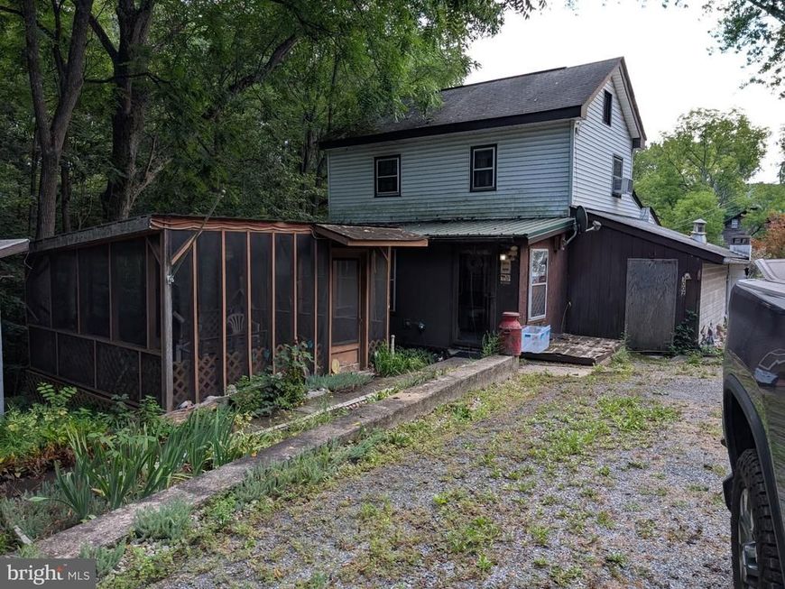 1002 Dellville Road, Duncannon, PA 17020 Main Photo