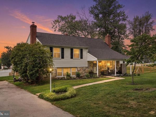 622 DEAVER DRIVE, BLUE BELL, PA 19422