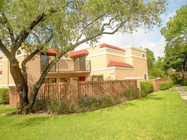 8225 Severn Drive, Unit D, Boca Raton, FL 33433