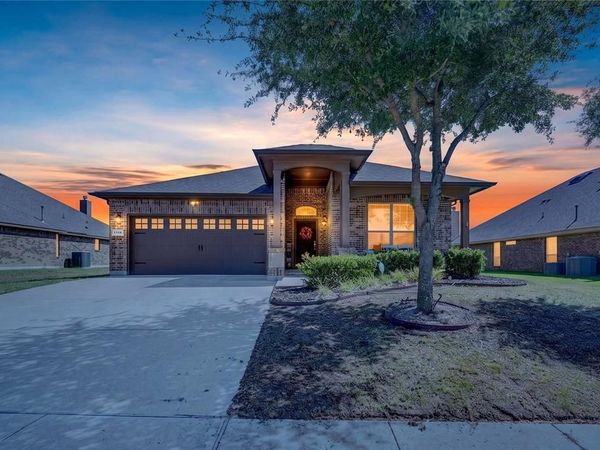1118 Crest Ridge Drive, Glenn Heights, TX 75154