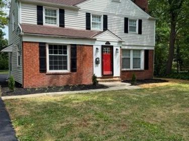 19013 Chagrin Boulevard, Shaker Heights, OH 44122