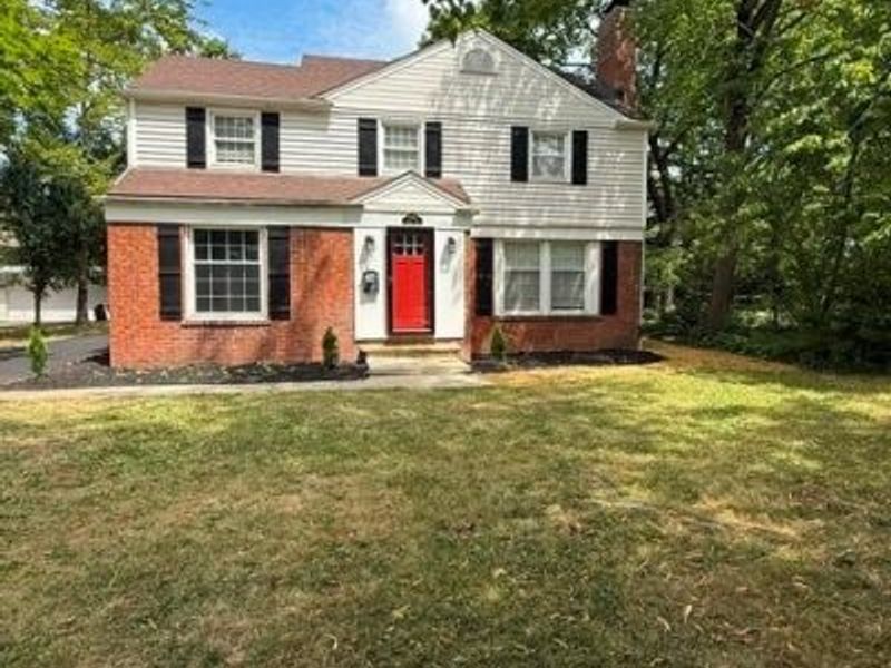 19013 Chagrin Boulevard, Shaker Heights, OH 44122 Photo 2