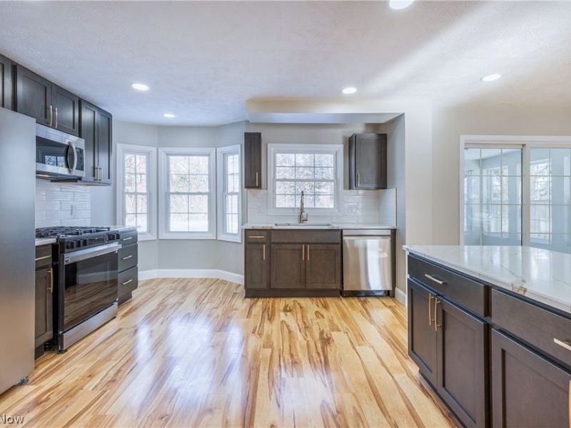 19013 Chagrin Boulevard, Shaker Heights, OH 44122 Photo 5