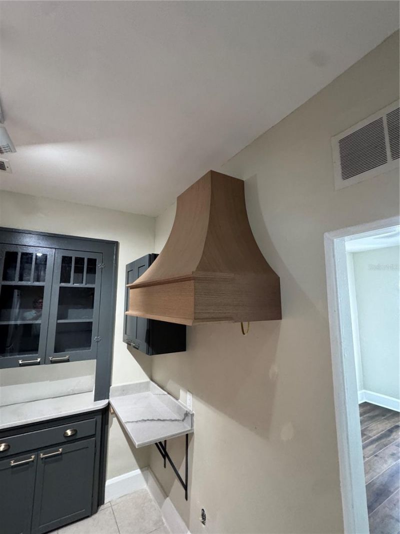 2610 Central Avenue, Unit 1, Saint Petersburg, FL 33712 Photo
