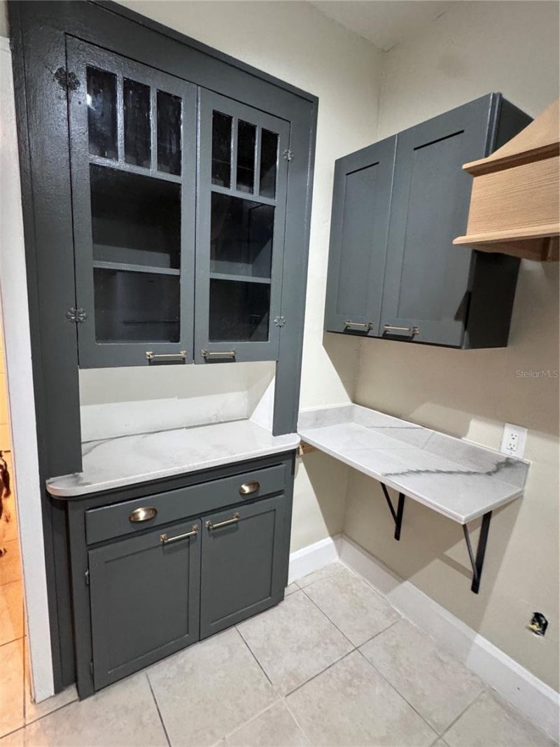 2610 Central Avenue, Unit 1, Saint Petersburg, FL 33712 Photo