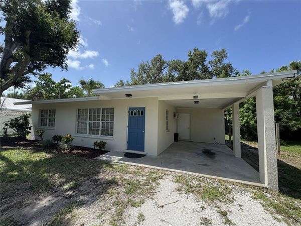 516 LAUREL ROAD W, NOKOMIS, FL 34275