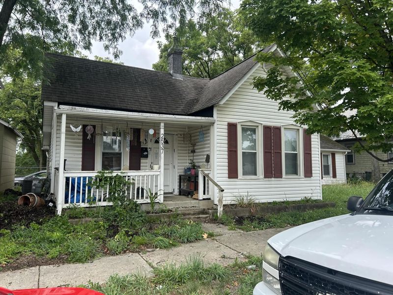 2537 Medary Avenue, Columbus, OH 43202 Photo 1