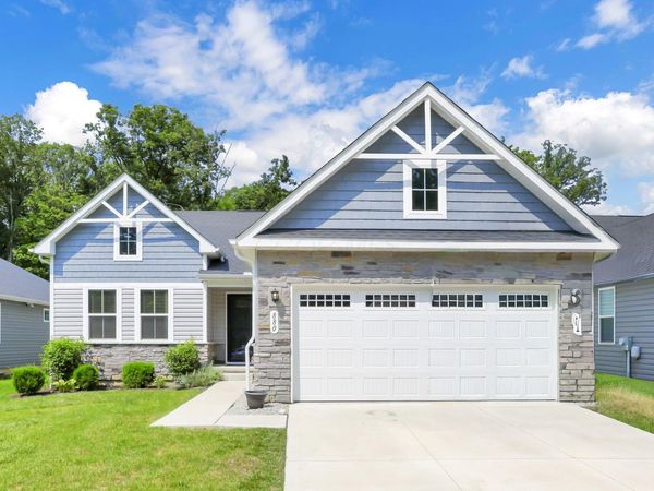 880 Buchloe Drive , Marysville, OH 43040