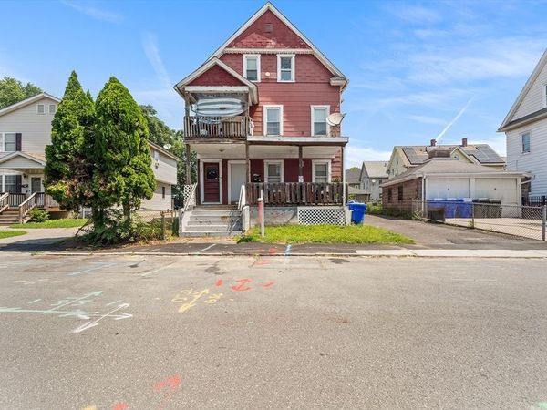 13-15 Cass St, Springfield, MA 01104