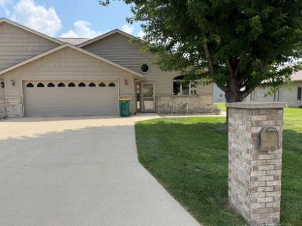 1726 Hale Drive , Albert Lea, MN 56007