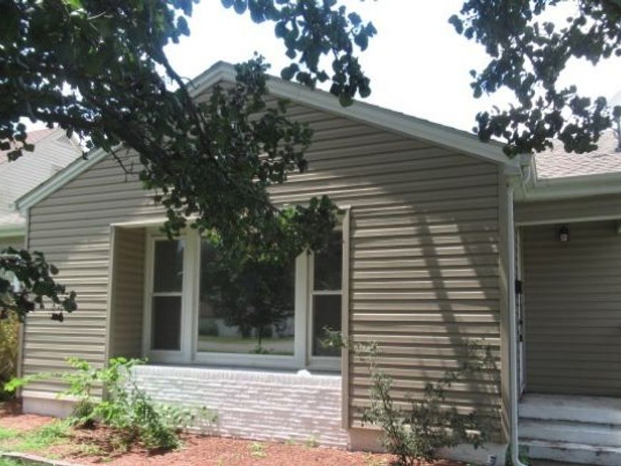 Main Photo