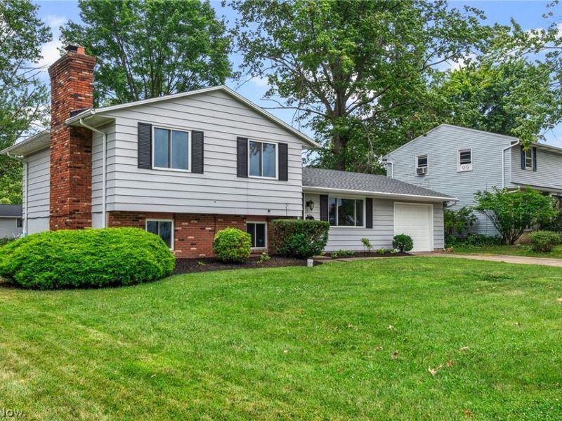 4221 Princess Anne Court , Lorain, OH 44052 Photo 1