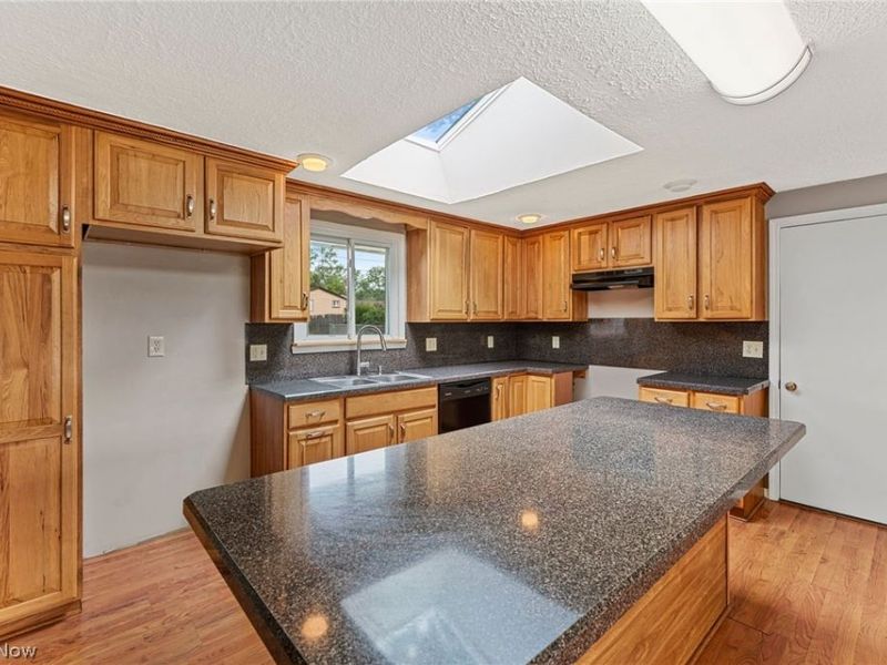 4221 Princess Anne Court , Lorain, OH 44052 Photo 16