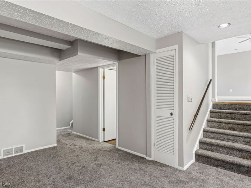 4221 Princess Anne Court , Lorain, OH 44052 Photo 22