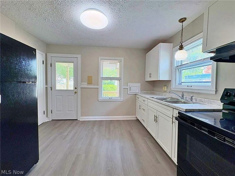 1008 W 29th Street , Lorain, OH 44052 Photo 10