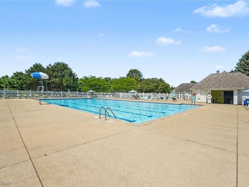 566 Hyannis Port Circle, Avon Lake, OH 44012 Photo 26