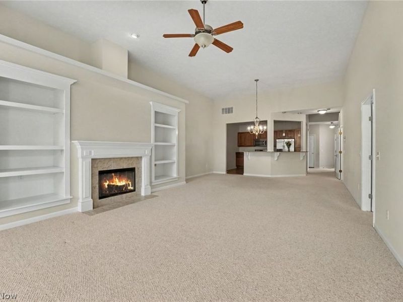566 Hyannis Port Circle, Avon Lake, OH 44012 Photo 7