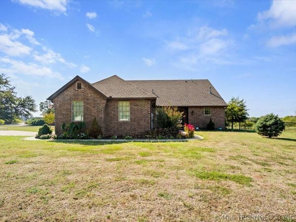 804 W Main Street N, Beggs, OK 74421