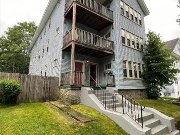 26 Woodford, Unit 2, Worcester, MA 01604