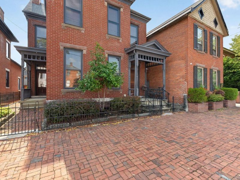 529 S 3rd Street , Columbus, OH 43215 Photo 2