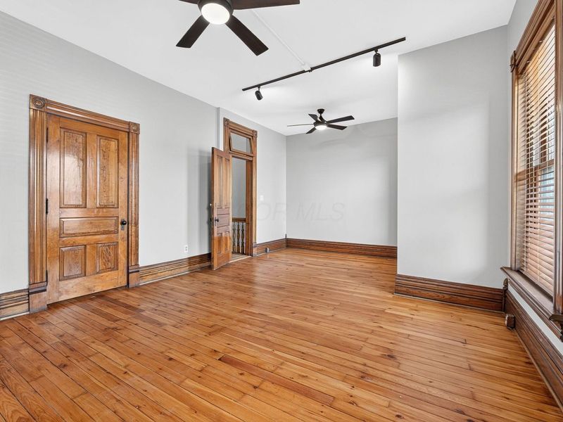 529 S 3rd Street , Columbus, OH 43215 Photo 38
