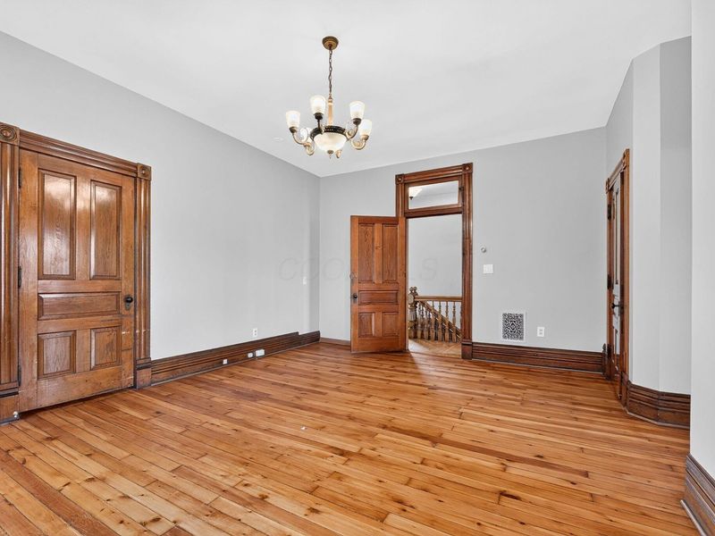 529 S 3rd Street , Columbus, OH 43215 Photo 46