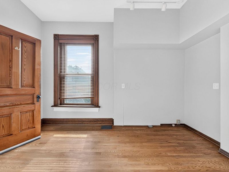 529 S 3rd Street , Columbus, OH 43215 Photo 57