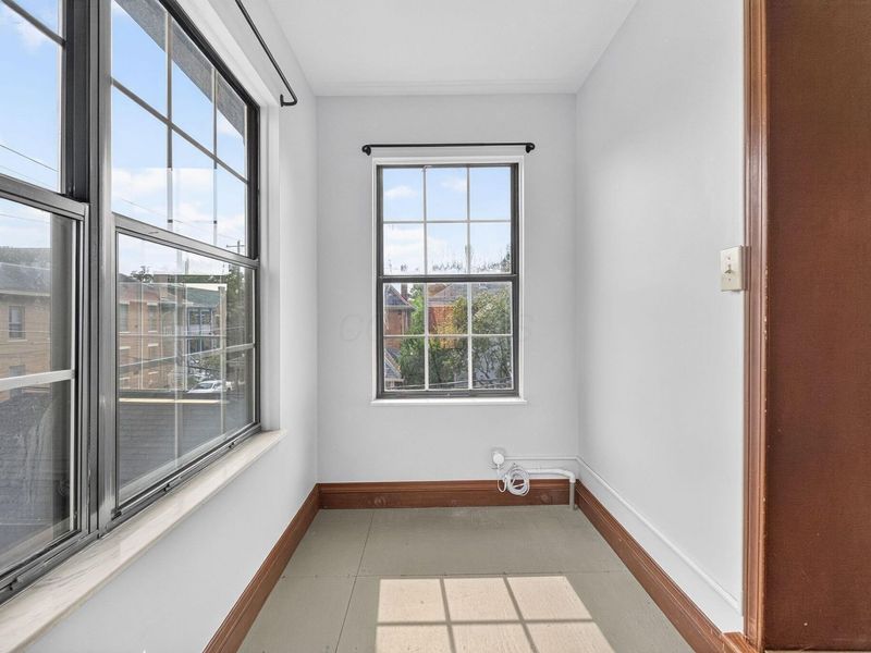 529 S 3rd Street , Columbus, OH 43215 Photo 60
