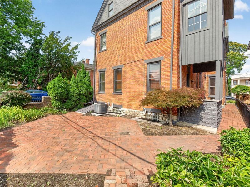 529 S 3rd Street , Columbus, OH 43215 Photo 77