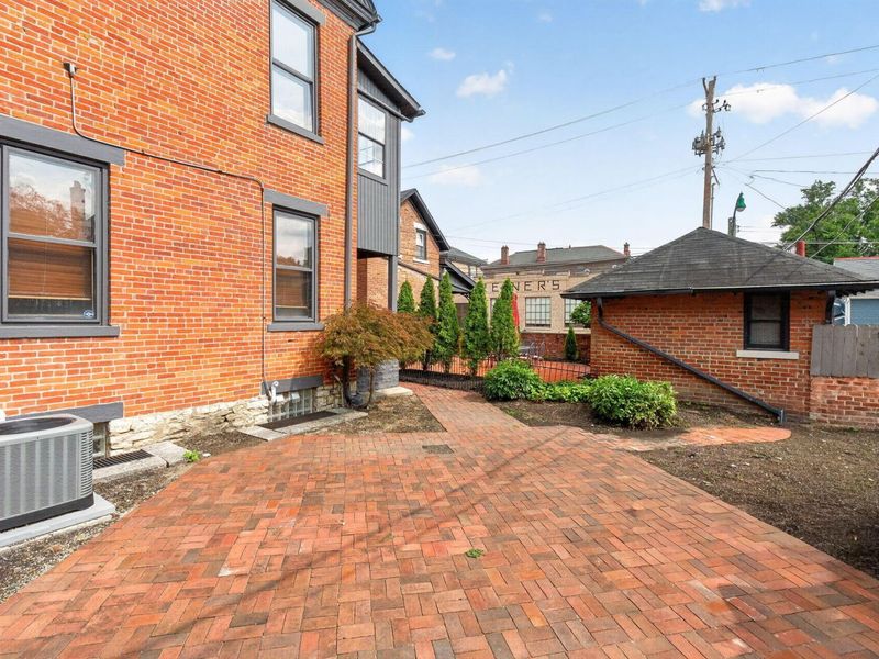 529 S 3rd Street , Columbus, OH 43215 Photo 79
