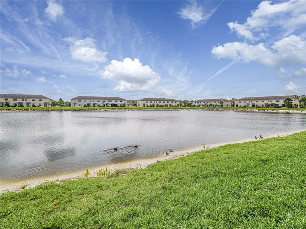 10092 W Villa Circle, Vero Beach, FL 32966 Photo