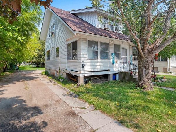 1435 E MASON STREET, Green Bay, WI 54301