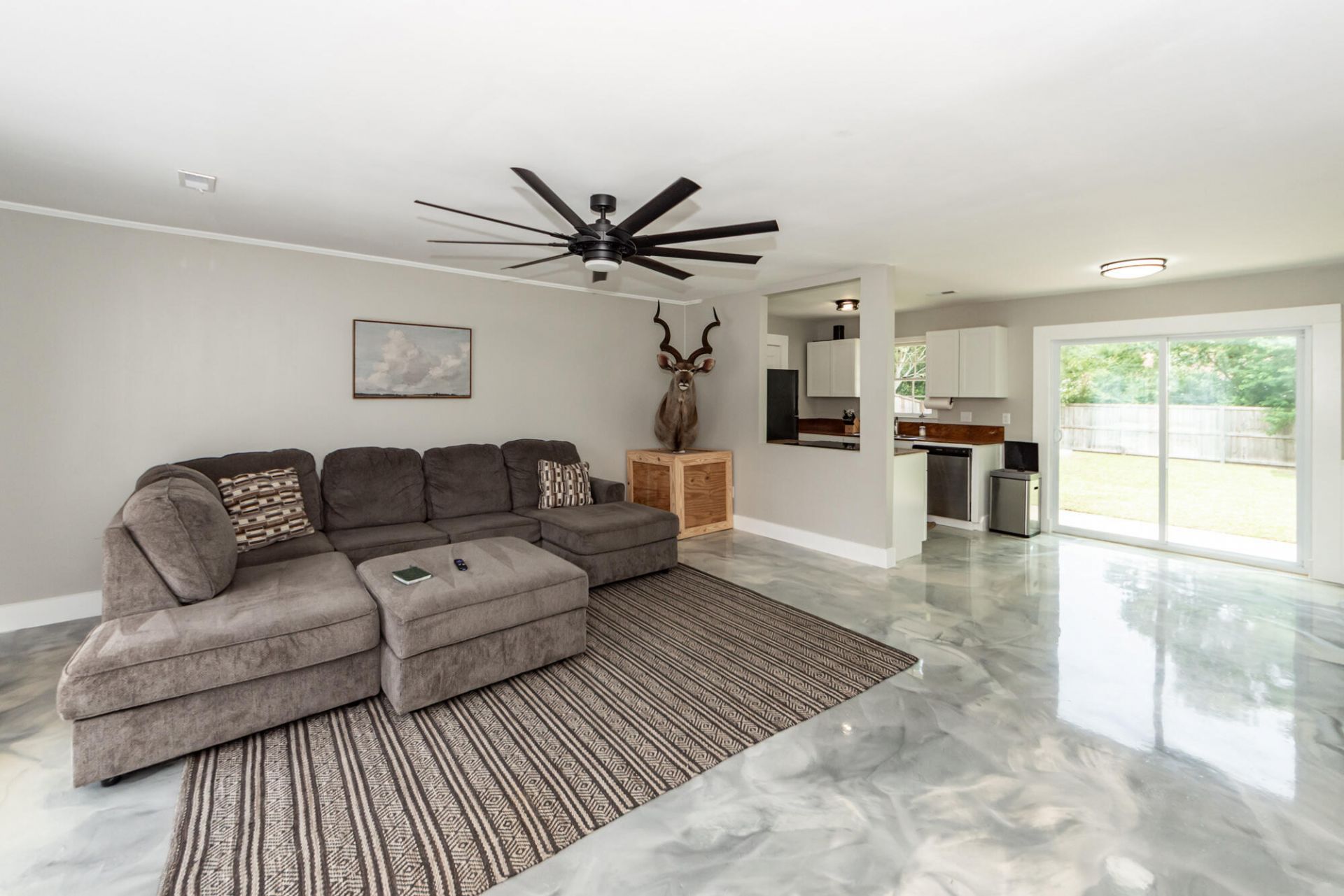 1107 Meade Street Photo 4