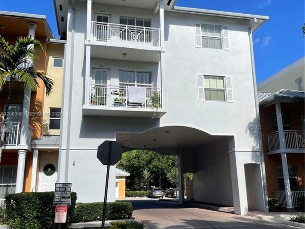 412 SW 13th Ter , Unit 412, Fort Lauderdale, FL 33312