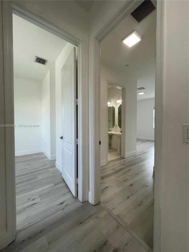 412 SW 13th Ter , Unit 412, Fort Lauderdale, FL 33312 Photo