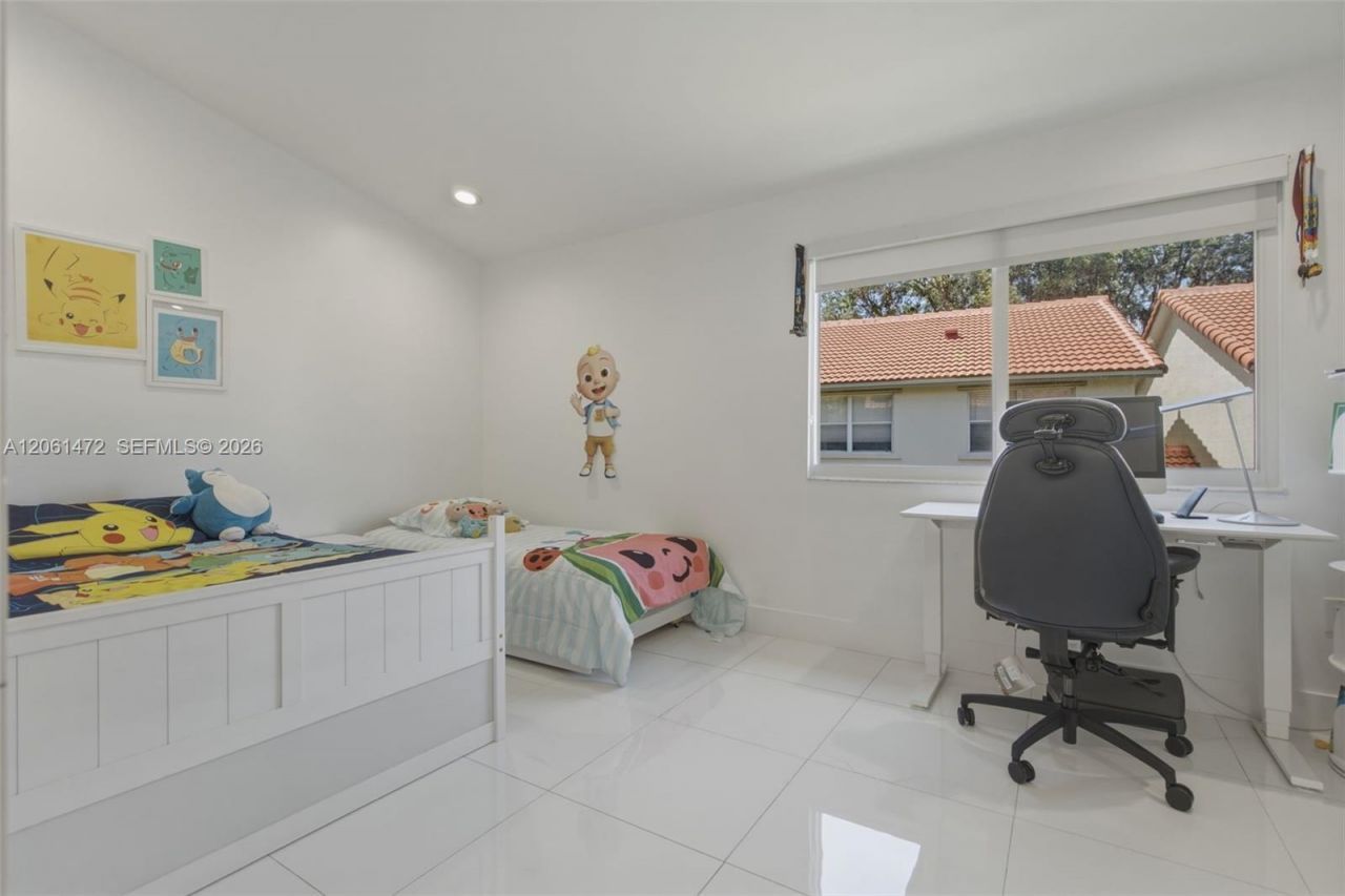 10805 NW 3rd Ct, Pembroke Pines, FL 33026 Photo