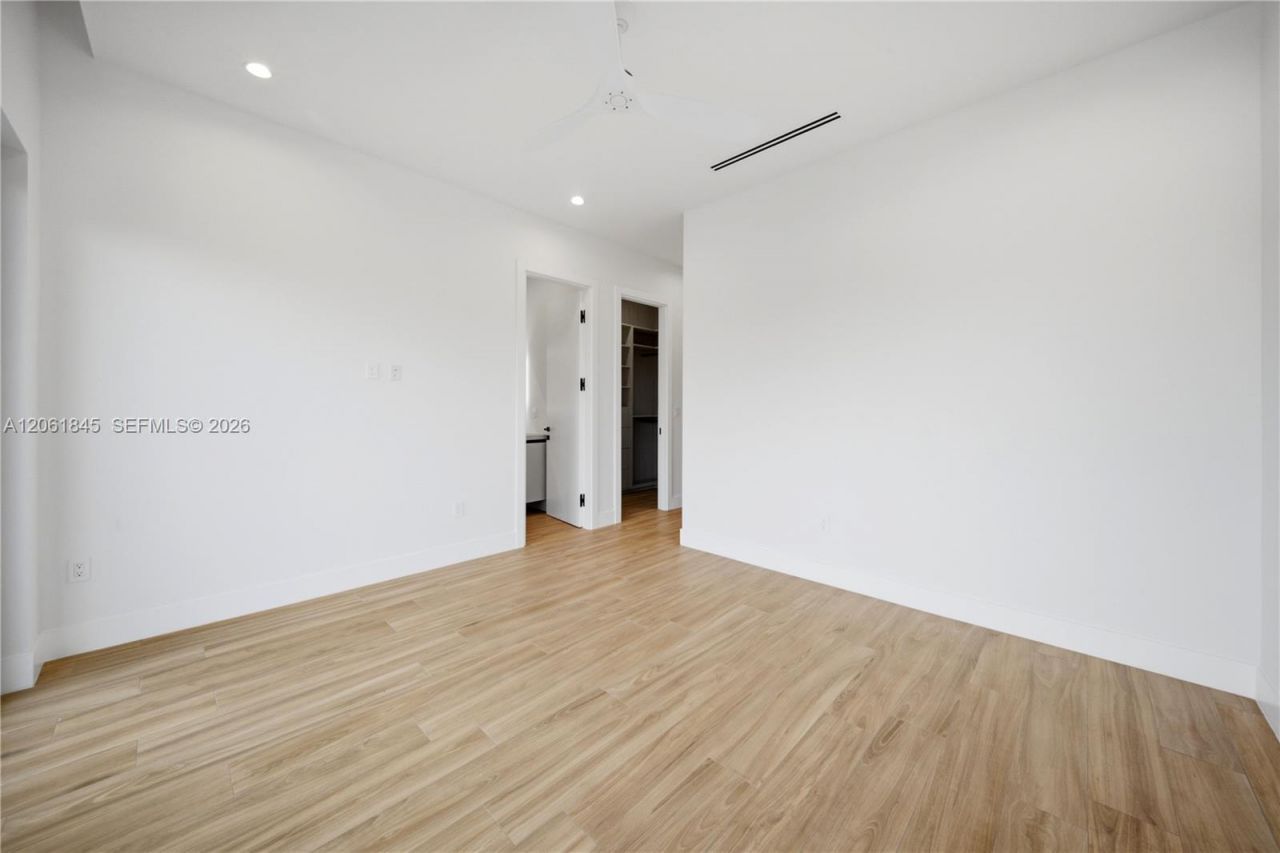 1320 NE 16th Ter, Fort Lauderdale, FL 33304 Photo